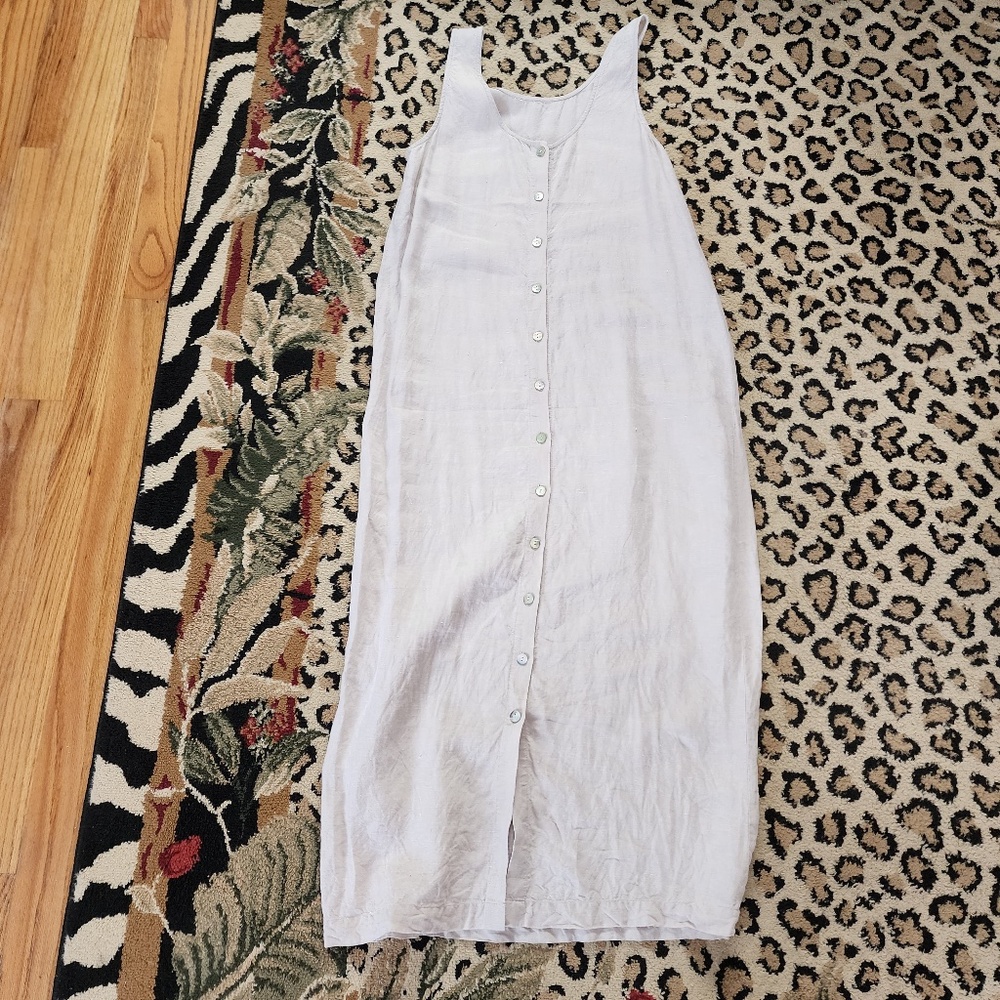 Linen maxi dress - Picture 2 of 3